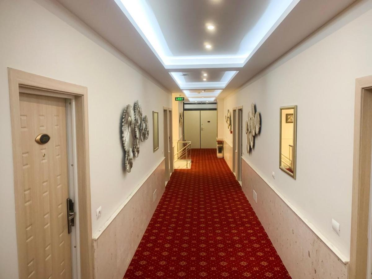 Park Hotel Tirana Yzberishti Exterior foto
