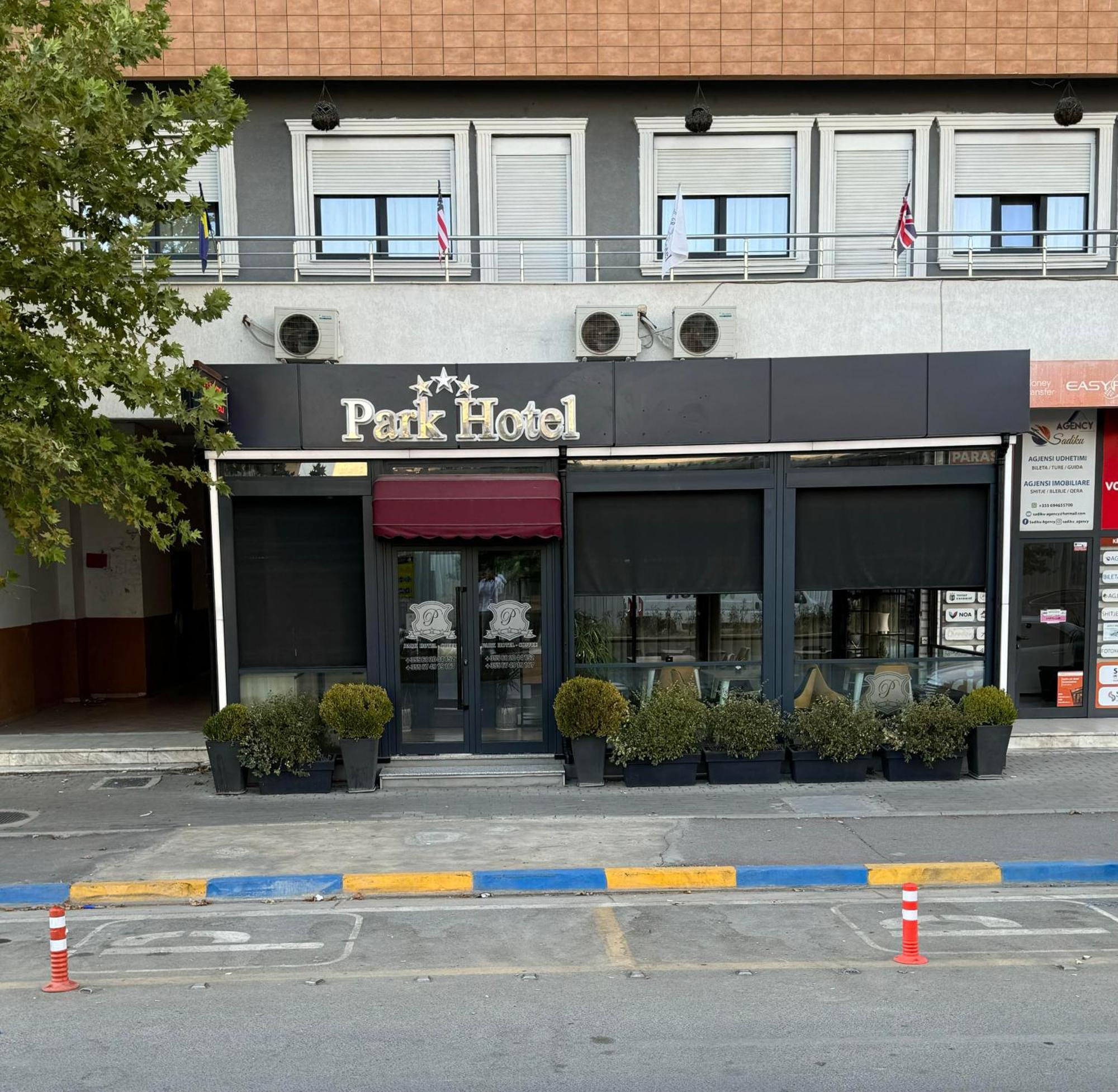 Park Hotel Tirana Yzberishti Exterior foto